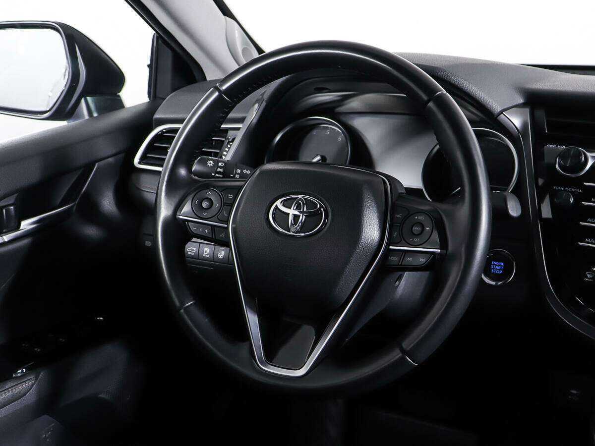 Купить Toyota Camry с пробегом. Фото: #15