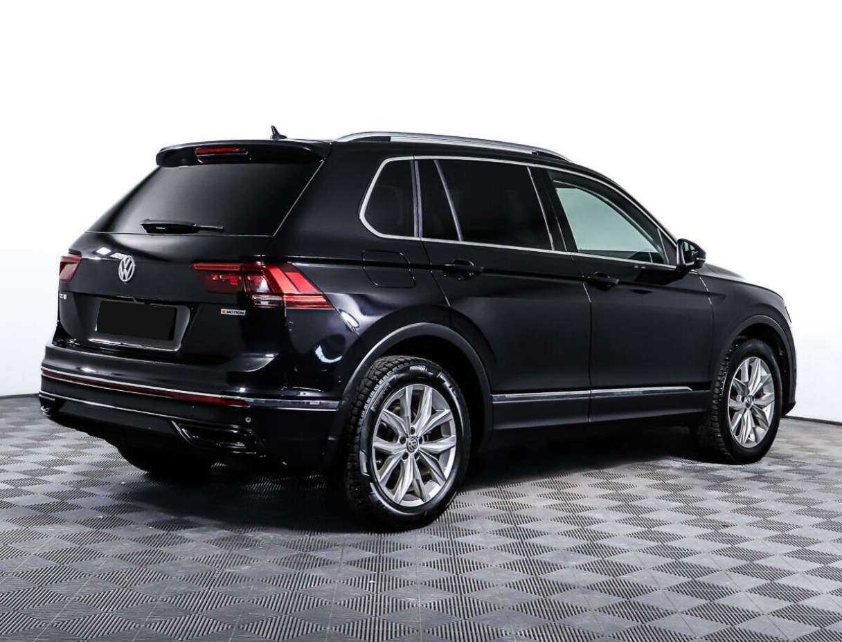 Купить Volkswagen Tiguan с пробегом. Фото: #4