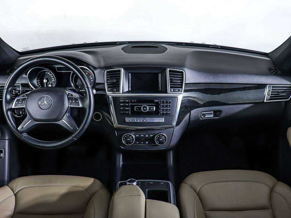 Купить Mercedes-Benz M-Класс с пробегом. Фото: #10