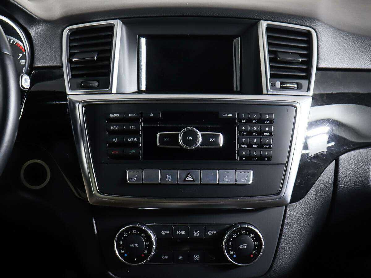 Купить Mercedes-Benz M-Класс с пробегом. Фото: #11