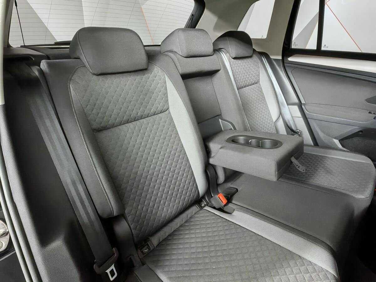 Купить Volkswagen Tiguan с пробегом. Фото: #12