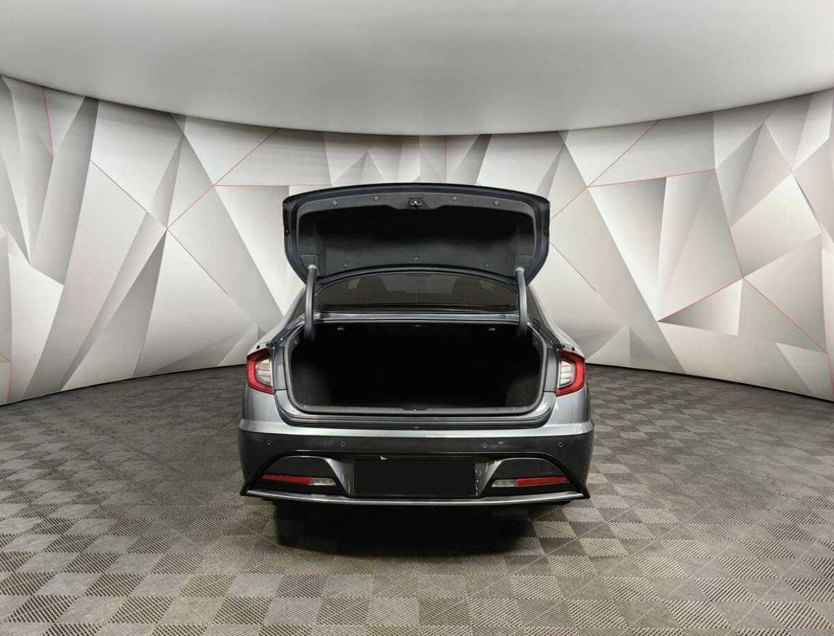 Купить Hyundai Sonata с пробегом. Фото: #8