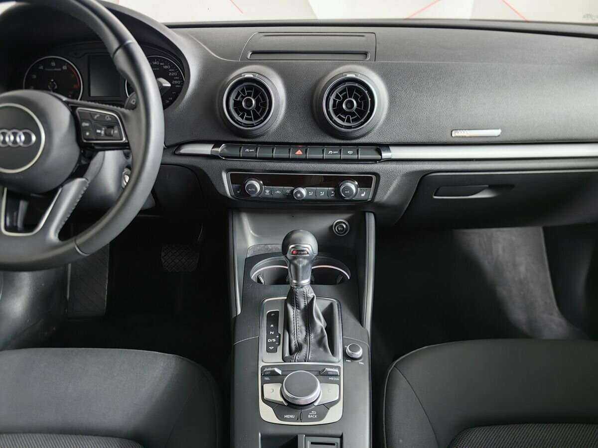 Купить Audi A3 с пробегом. Фото: #9