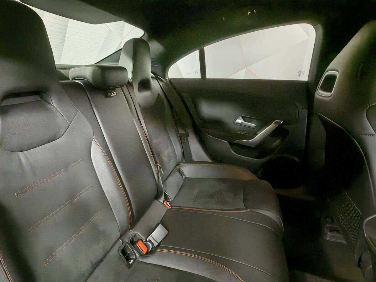 Купить Mercedes-Benz CLA с пробегом. Фото: #12
