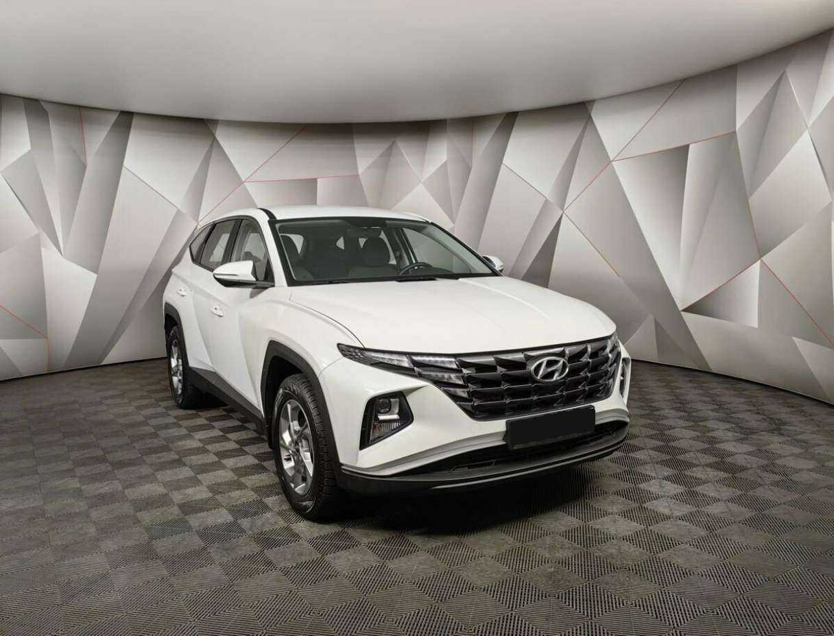 Купить Hyundai Tucson с пробегом. Фото: #2