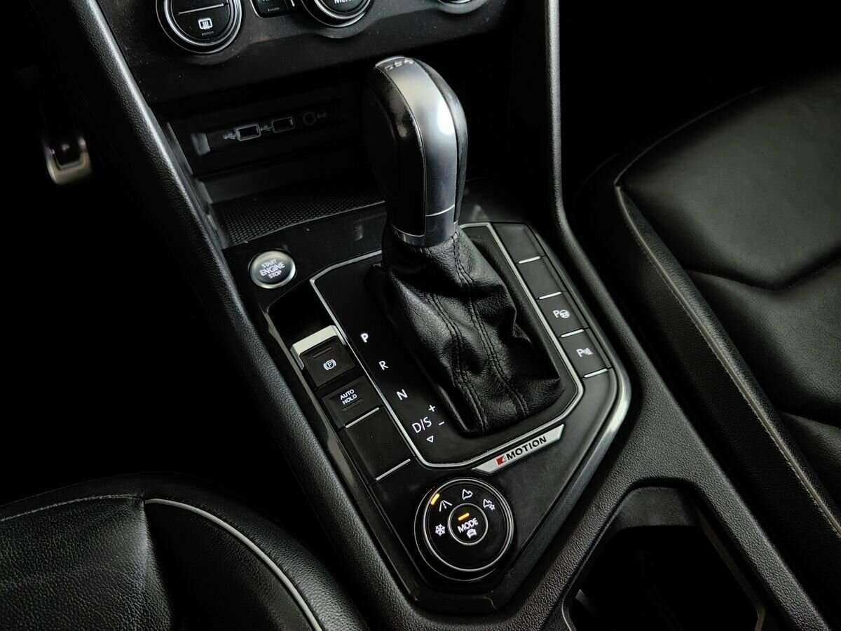 Купить Volkswagen Tiguan с пробегом. Фото: #13