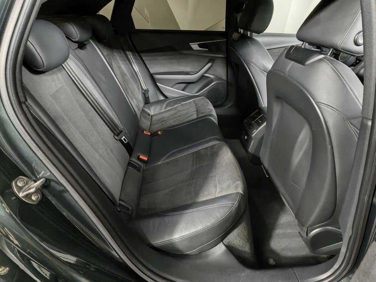 Купить Audi A4 с пробегом. Фото: #11