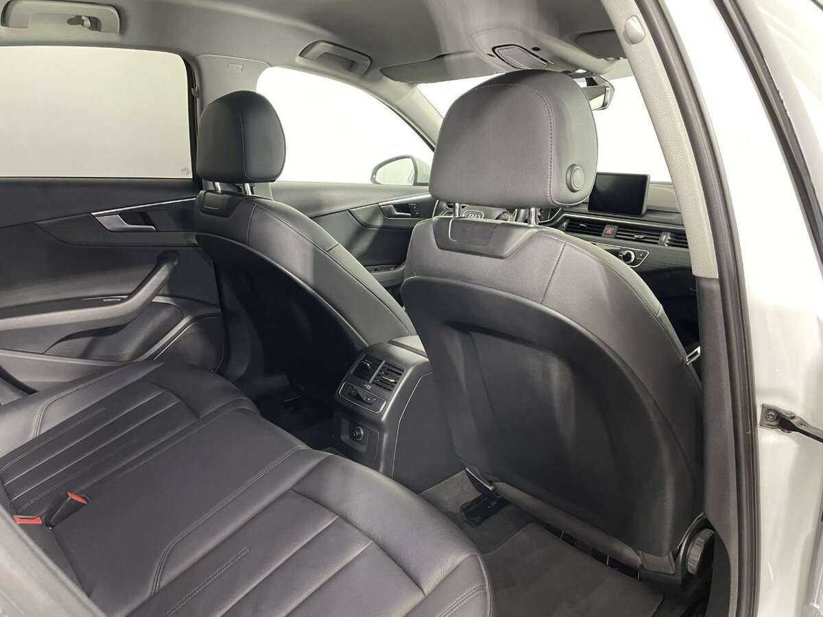 Купить Audi A4 с пробегом. Фото: #15