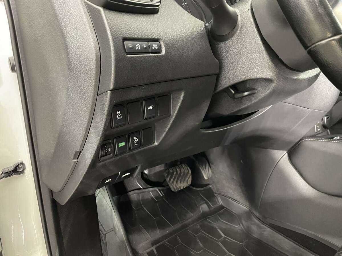 Купить Nissan X-Trail с пробегом. Фото: #8