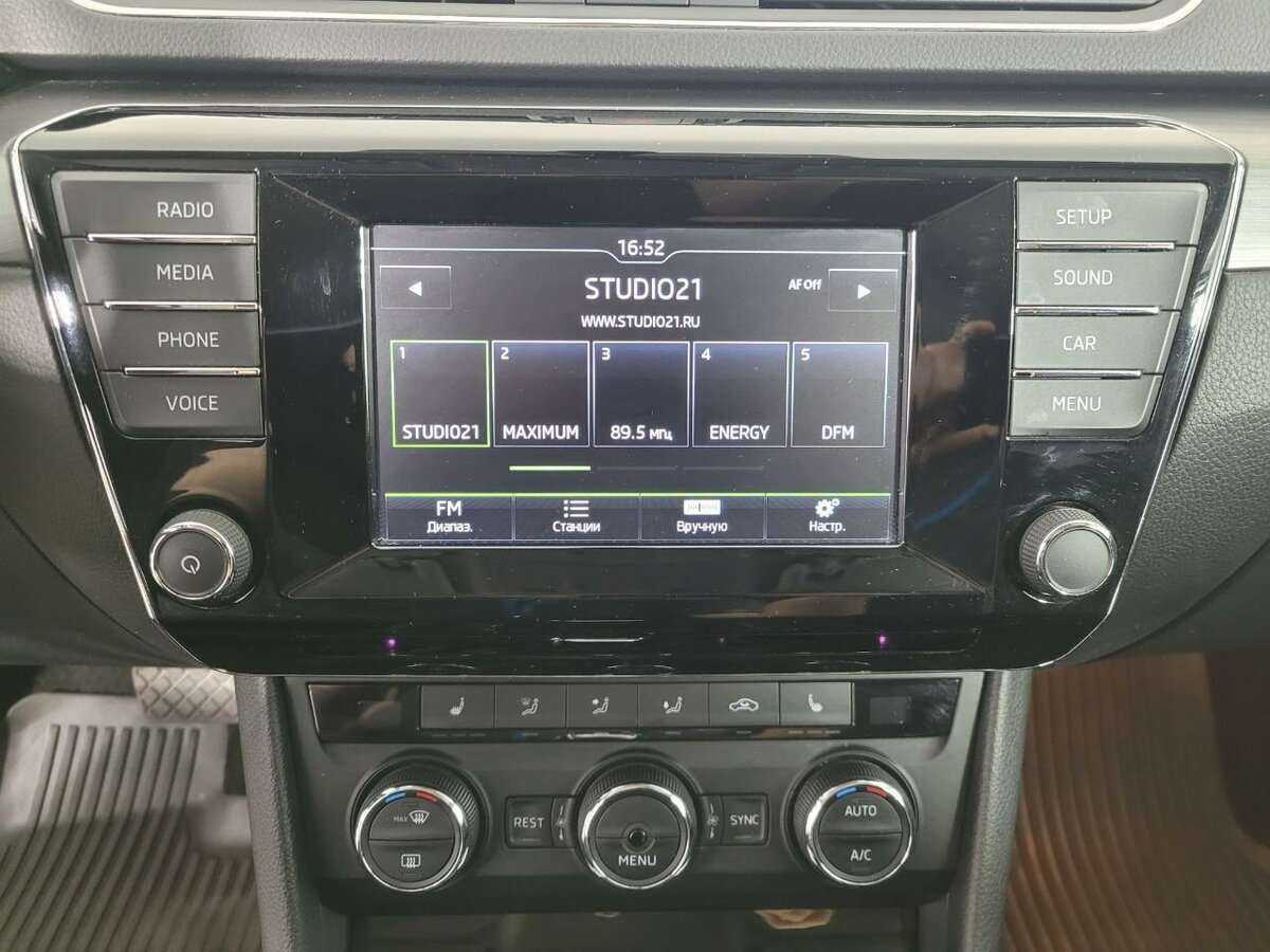 Купить Skoda Superb с пробегом. Фото: #11