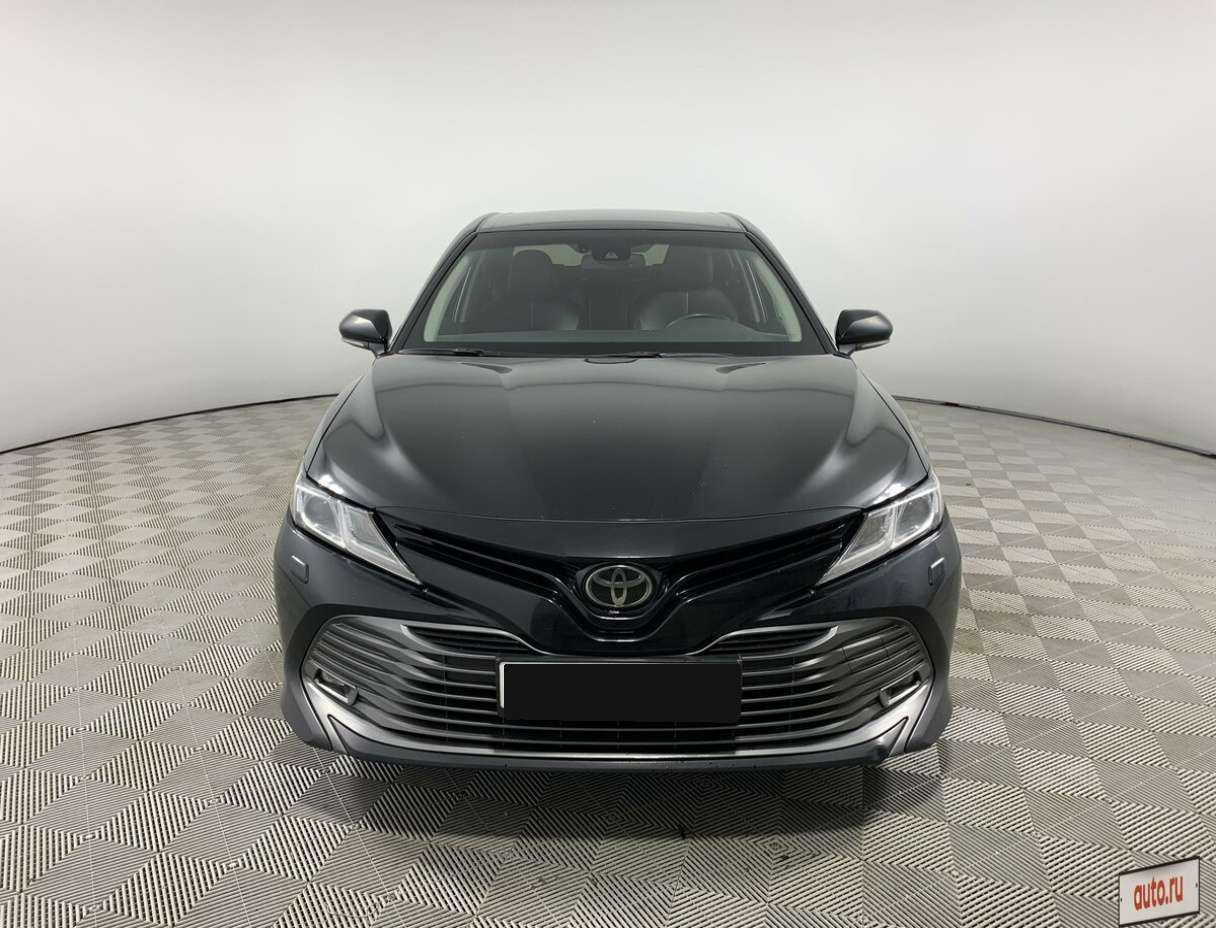 Купить Toyota Camry с пробегом. Фото: #1