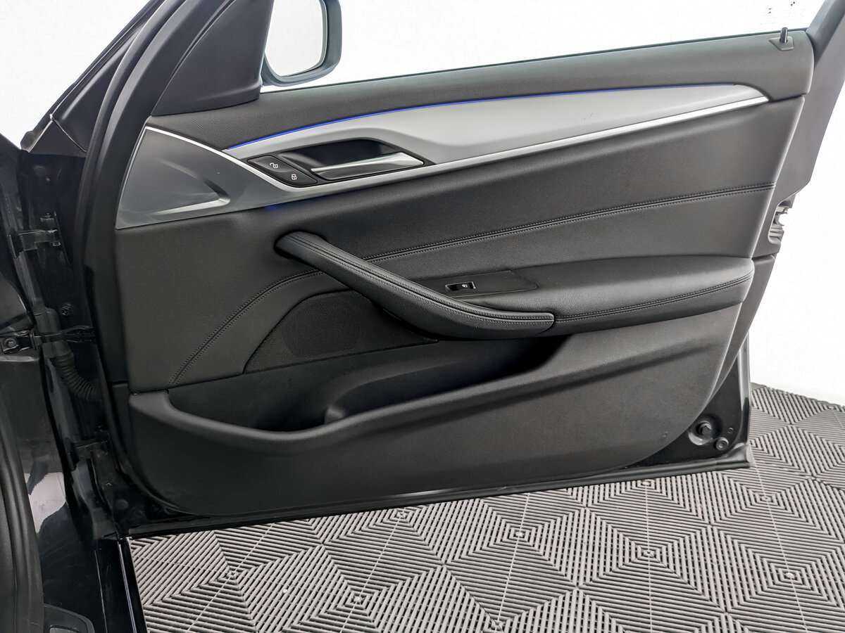 Купить BMW 5 серии с пробегом. Фото: #20