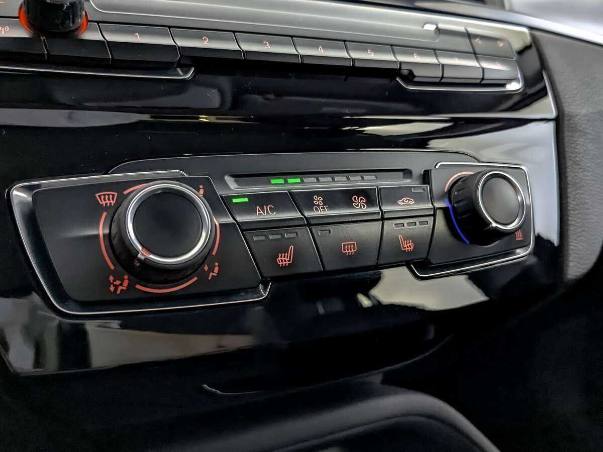 Купить BMW X1 с пробегом. Фото: #16