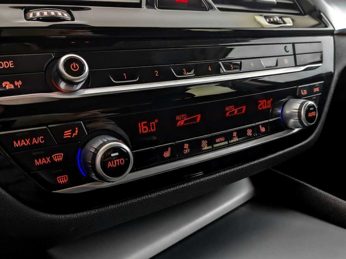 Купить BMW 5 серии с пробегом. Фото: #20