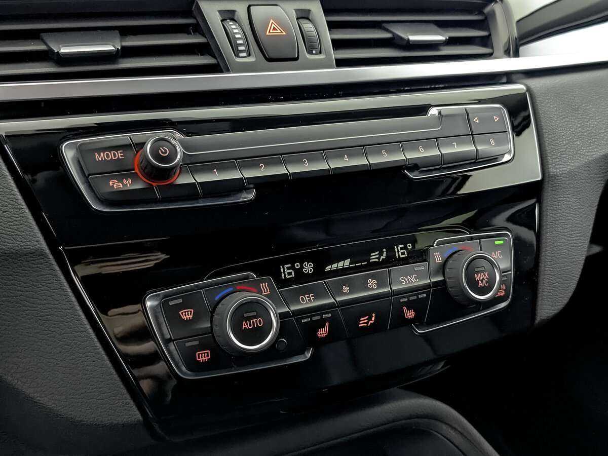 Купить BMW X1 с пробегом. Фото: #18