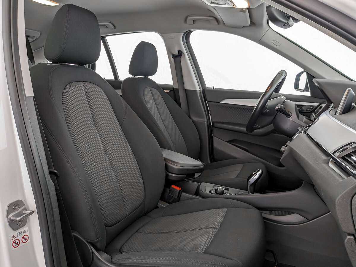Купить BMW X1 с пробегом. Фото: #18
