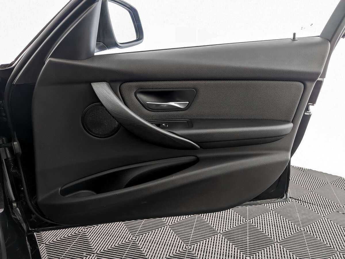 Купить BMW 3 серии с пробегом. Фото: #17