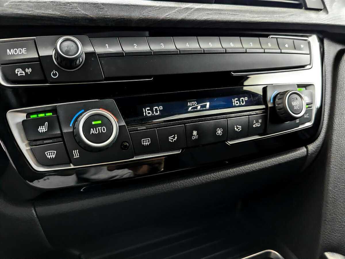 Купить BMW 3 серии с пробегом. Фото: #18