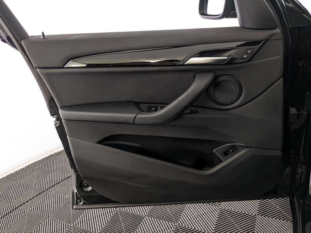 Купить BMW X1 с пробегом. Фото: #16