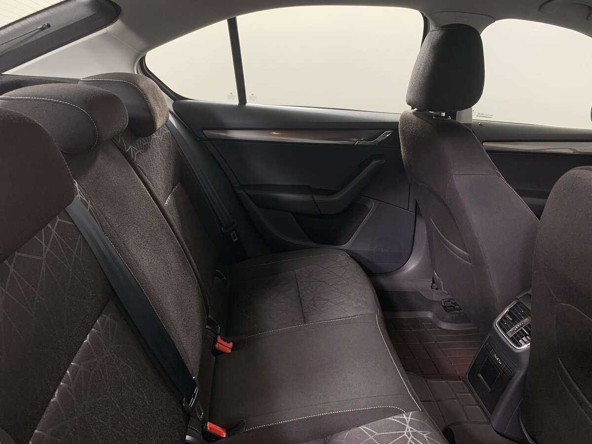 Купить Skoda Octavia с пробегом. Фото: #14