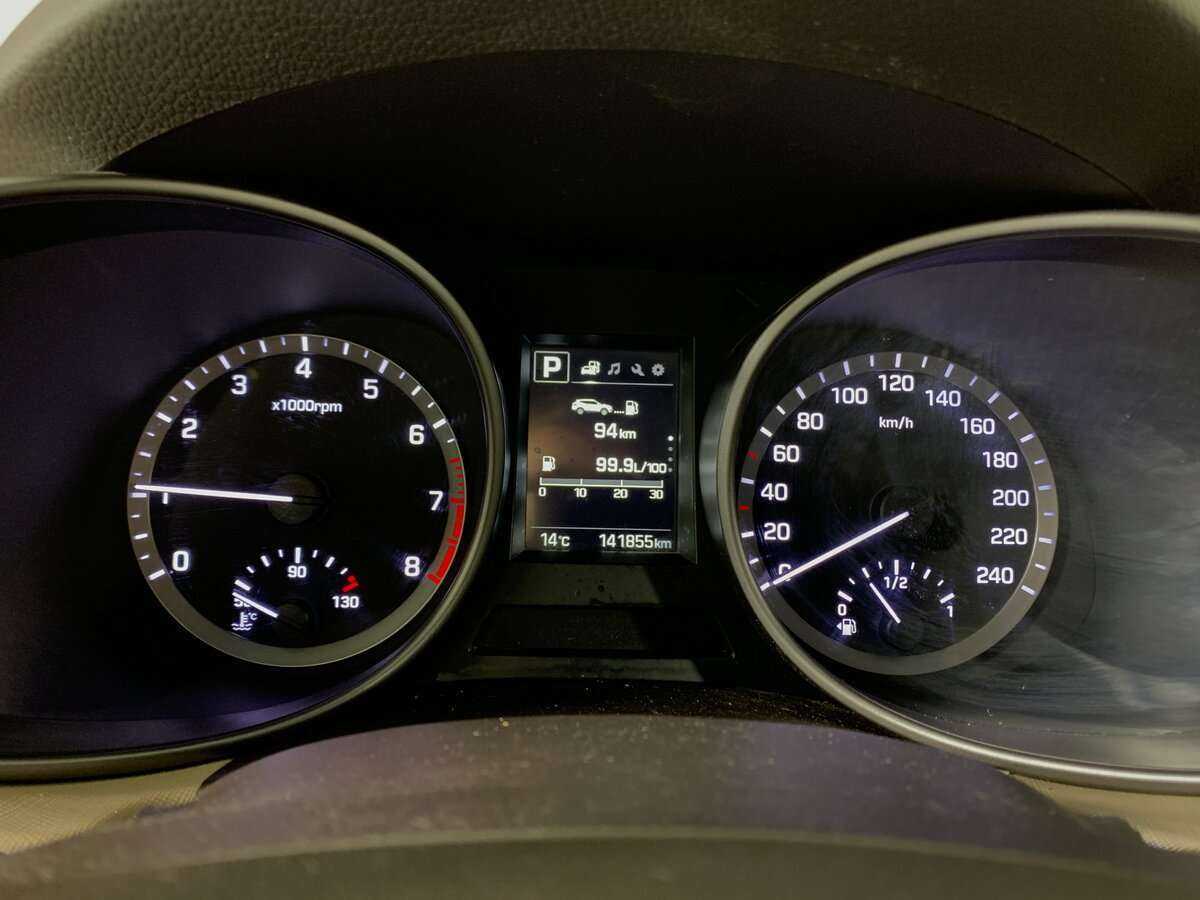 Купить Hyundai Santa Fe с пробегом. Фото: #11