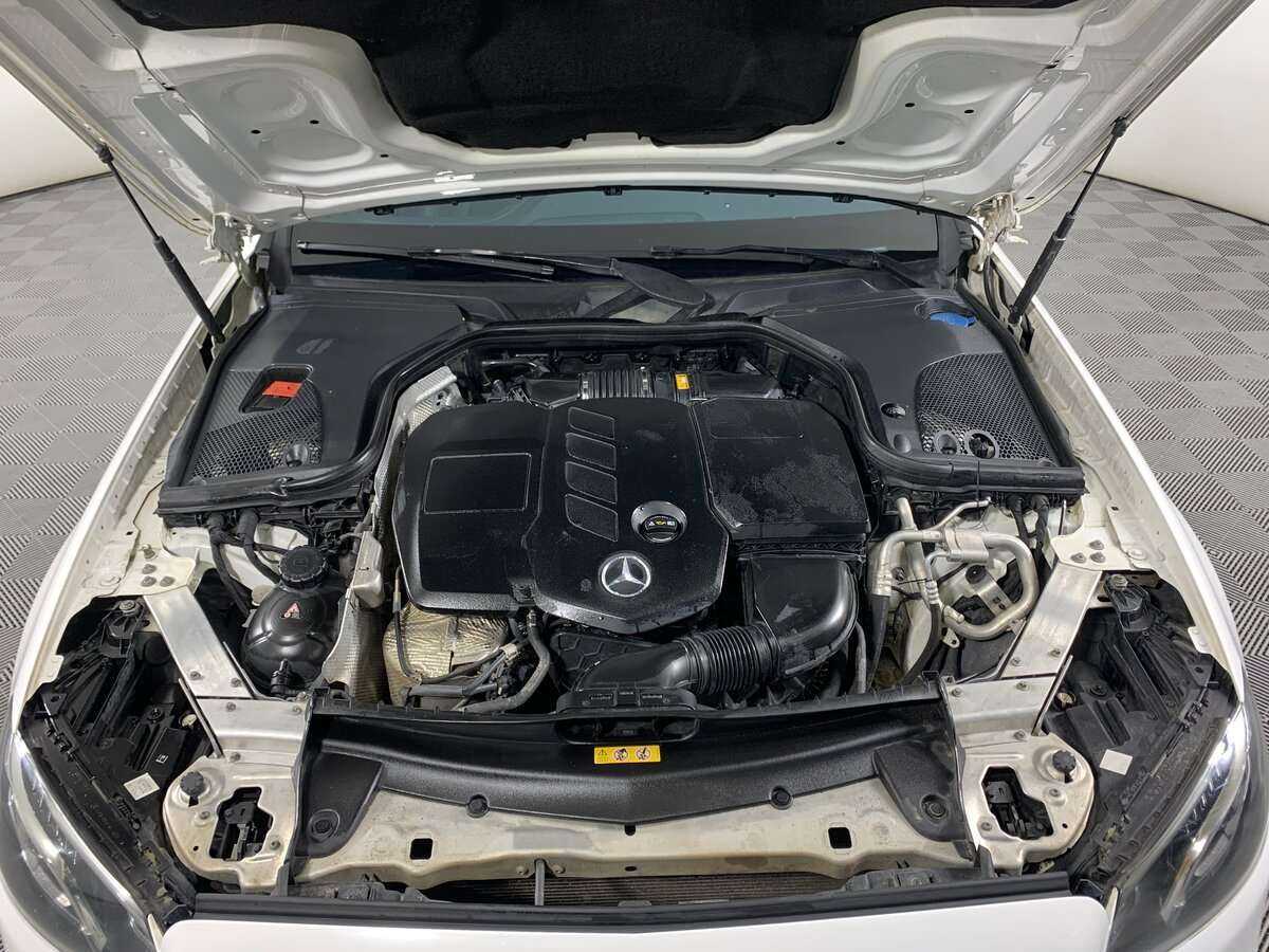 Купить Mercedes-Benz E-Класс с пробегом. Фото: #10