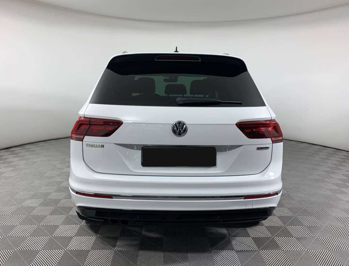 Купить Volkswagen Tiguan с пробегом. Фото: #5