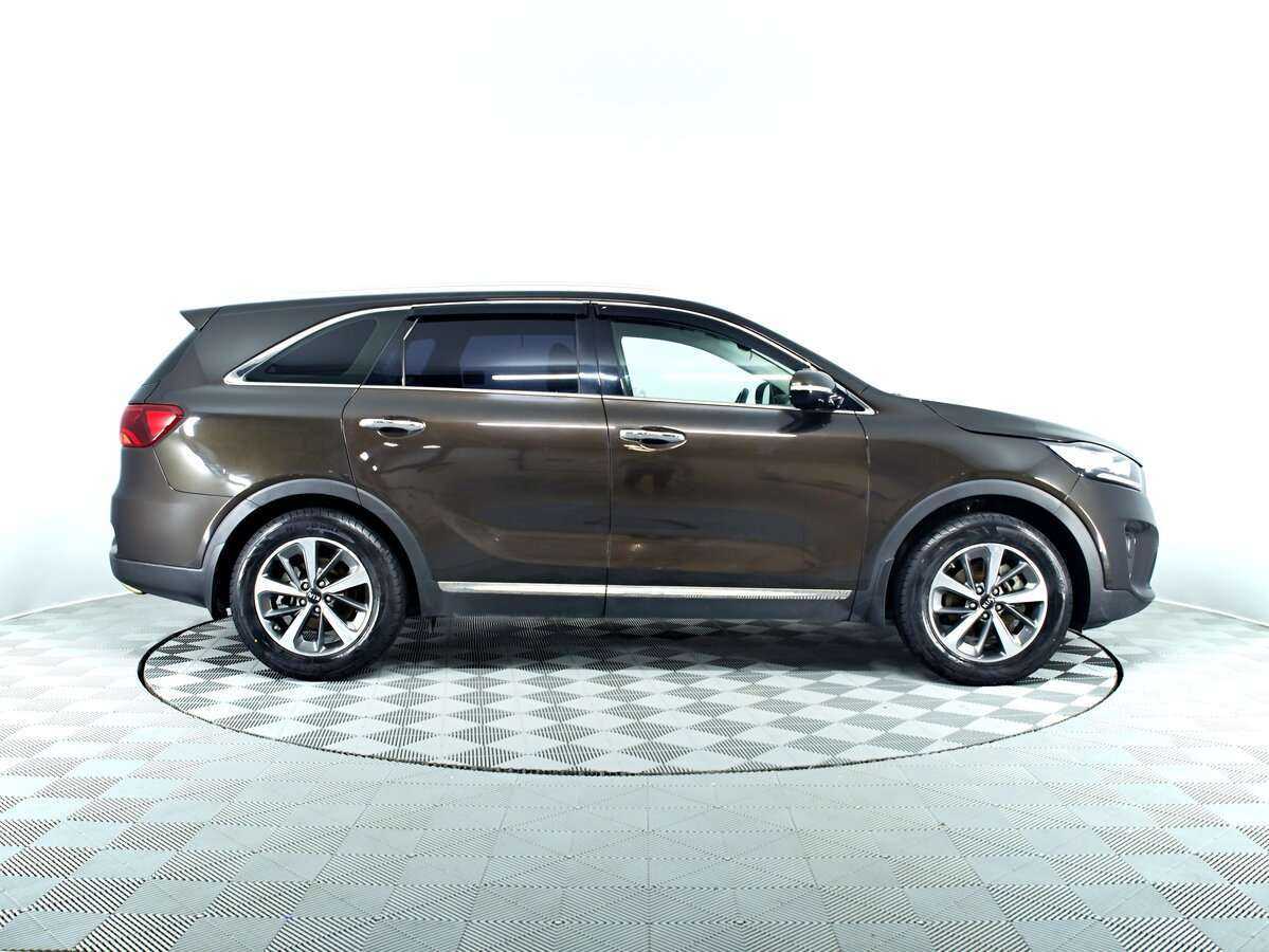Купить Kia Sorento с пробегом. Фото: #3