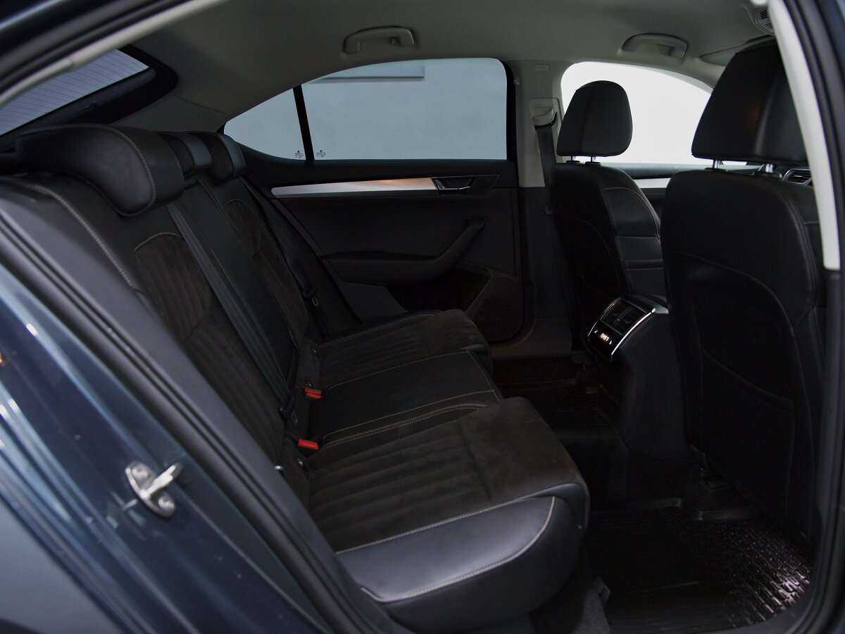 Купить Skoda Superb с пробегом. Фото: #5