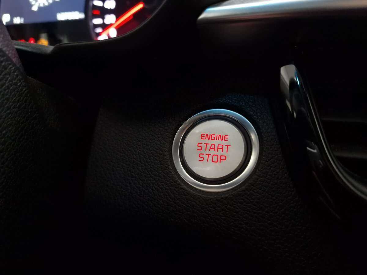 Купить Kia Optima с пробегом. Фото: #12