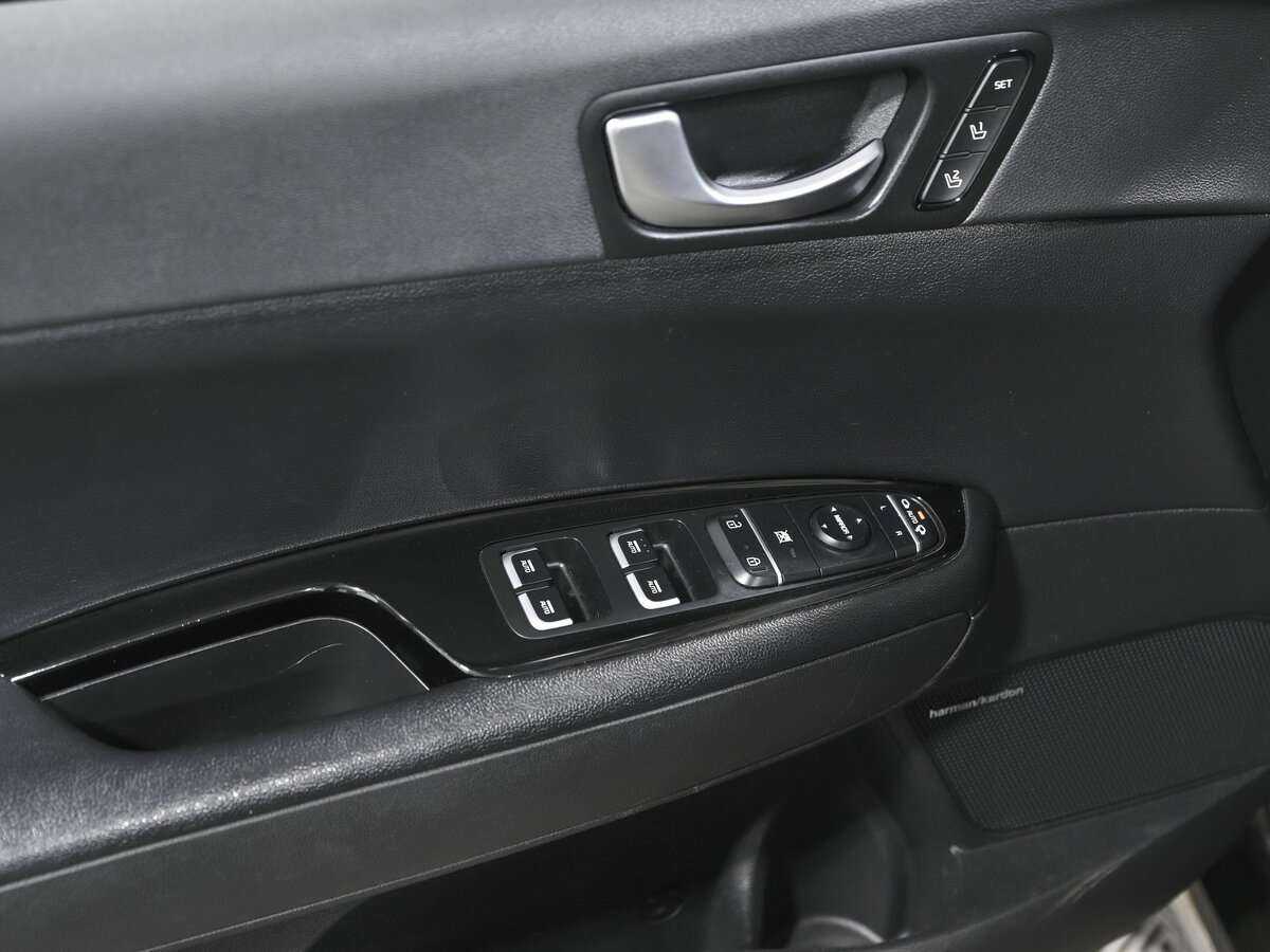 Купить Kia Optima с пробегом. Фото: #18