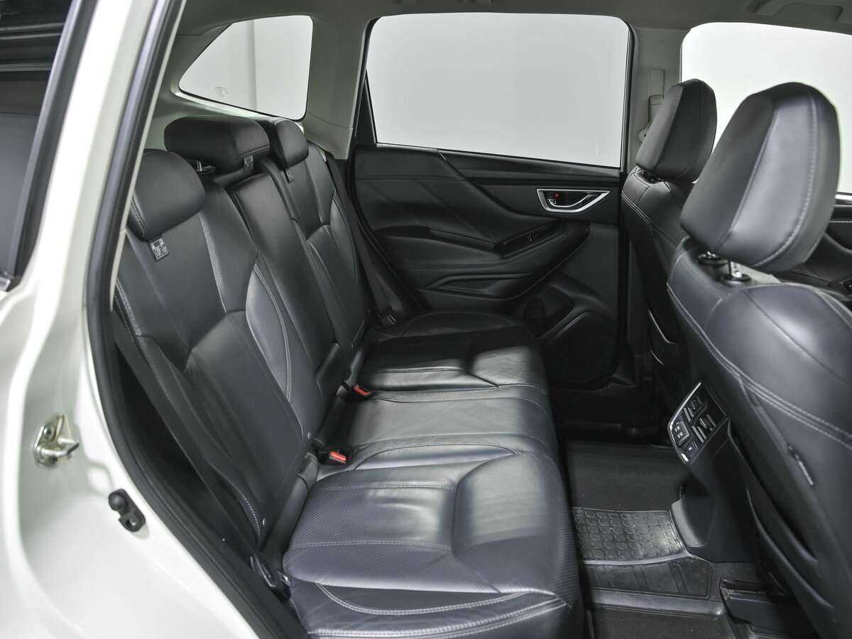 Купить Subaru Forester с пробегом. Фото: #18