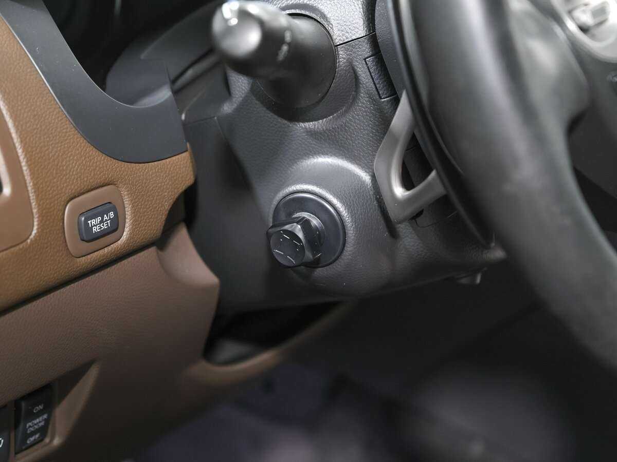 Купить Infiniti FX с пробегом. Фото: #9