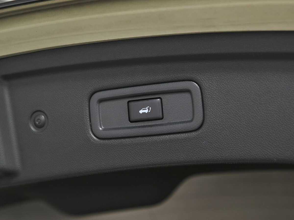 Купить Infiniti FX с пробегом. Фото: #20