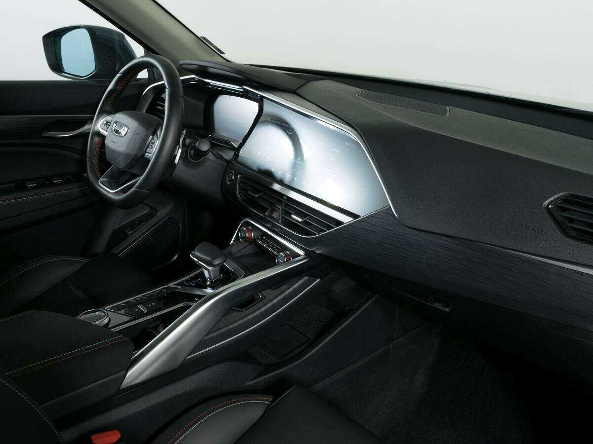 Купить Geely Tugella с пробегом. Фото: #6