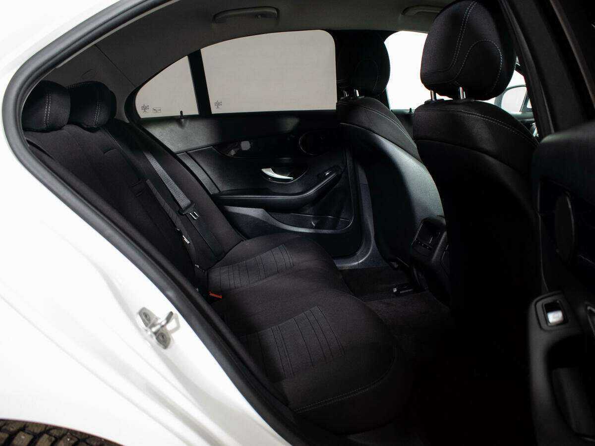 Купить Mercedes-Benz C-Класс с пробегом. Фото: #7