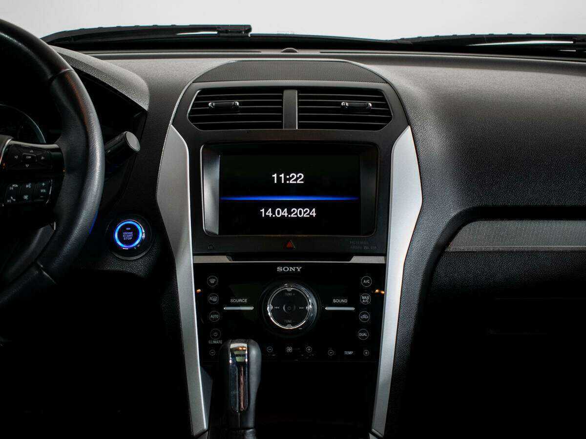 Купить Ford Explorer с пробегом. Фото: #9