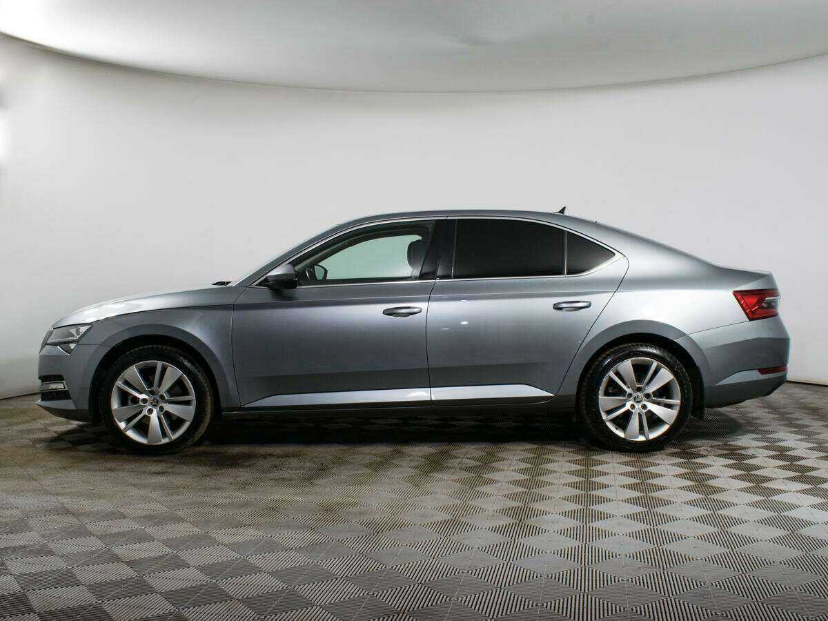Купить Skoda Superb с пробегом. Фото: #6