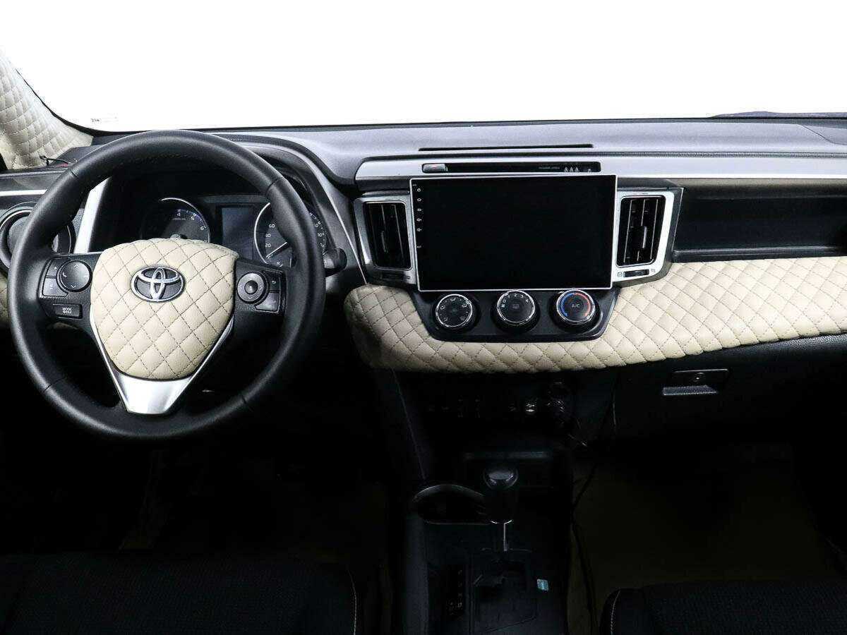 Купить Toyota RAV4 с пробегом. Фото: #9