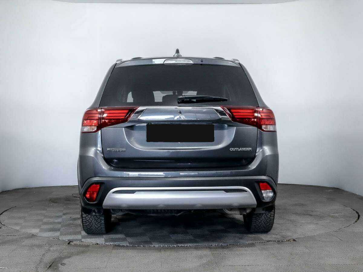 Купить Mitsubishi Outlander с пробегом. Фото: #4