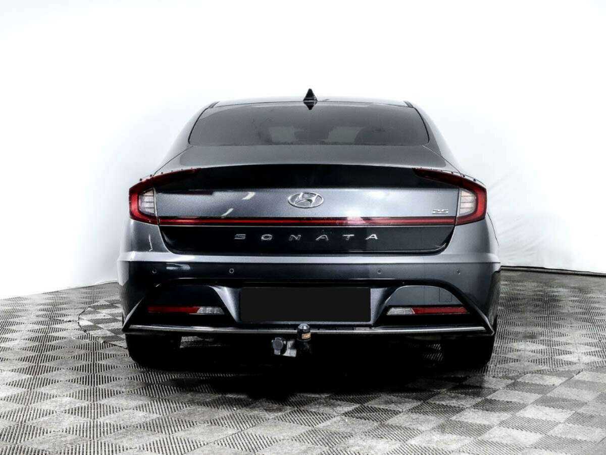 Купить Hyundai Sonata с пробегом. Фото: #4