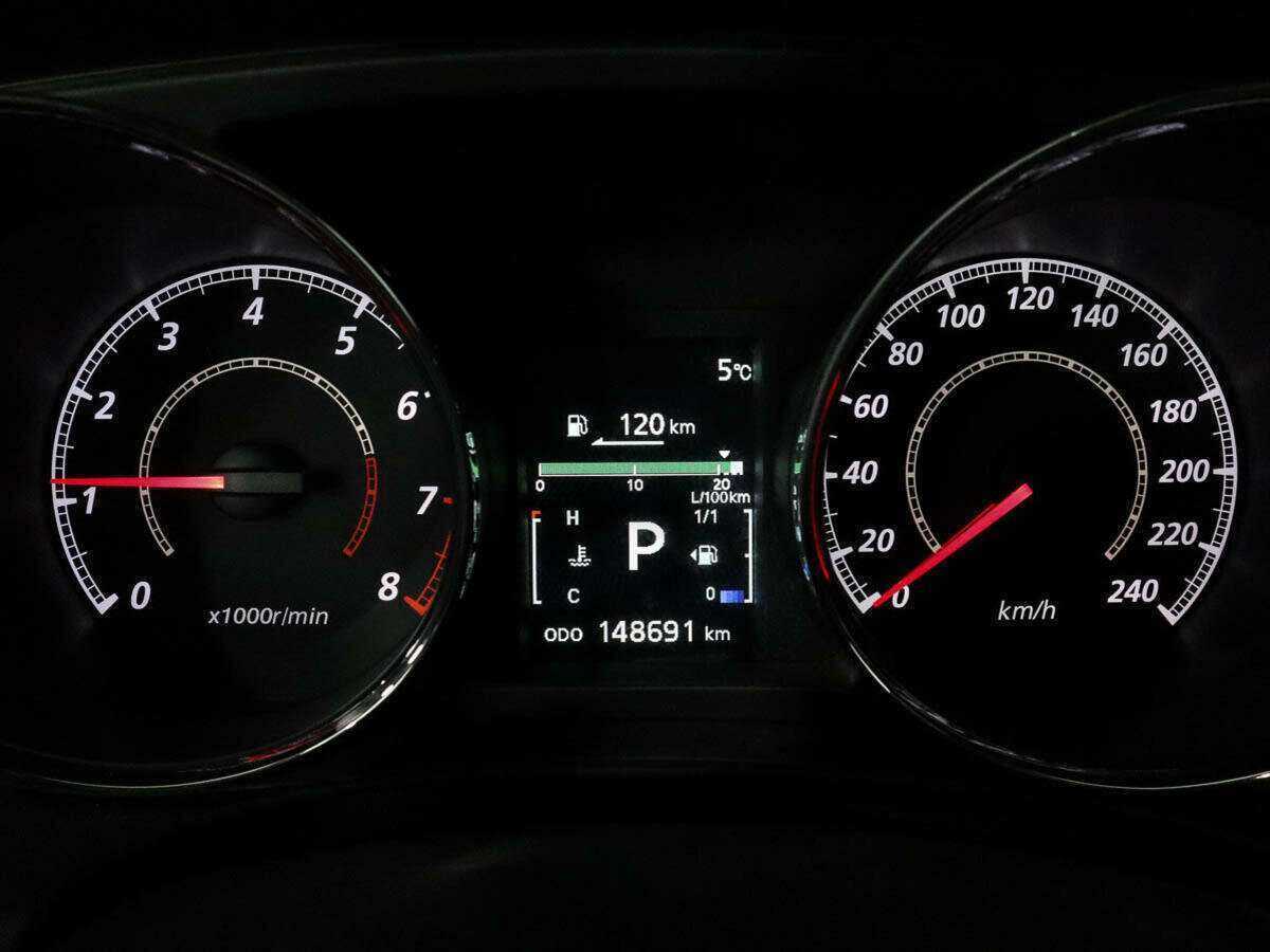 Продажа Б/У Митсубиши АС-Икс. Фото: #8