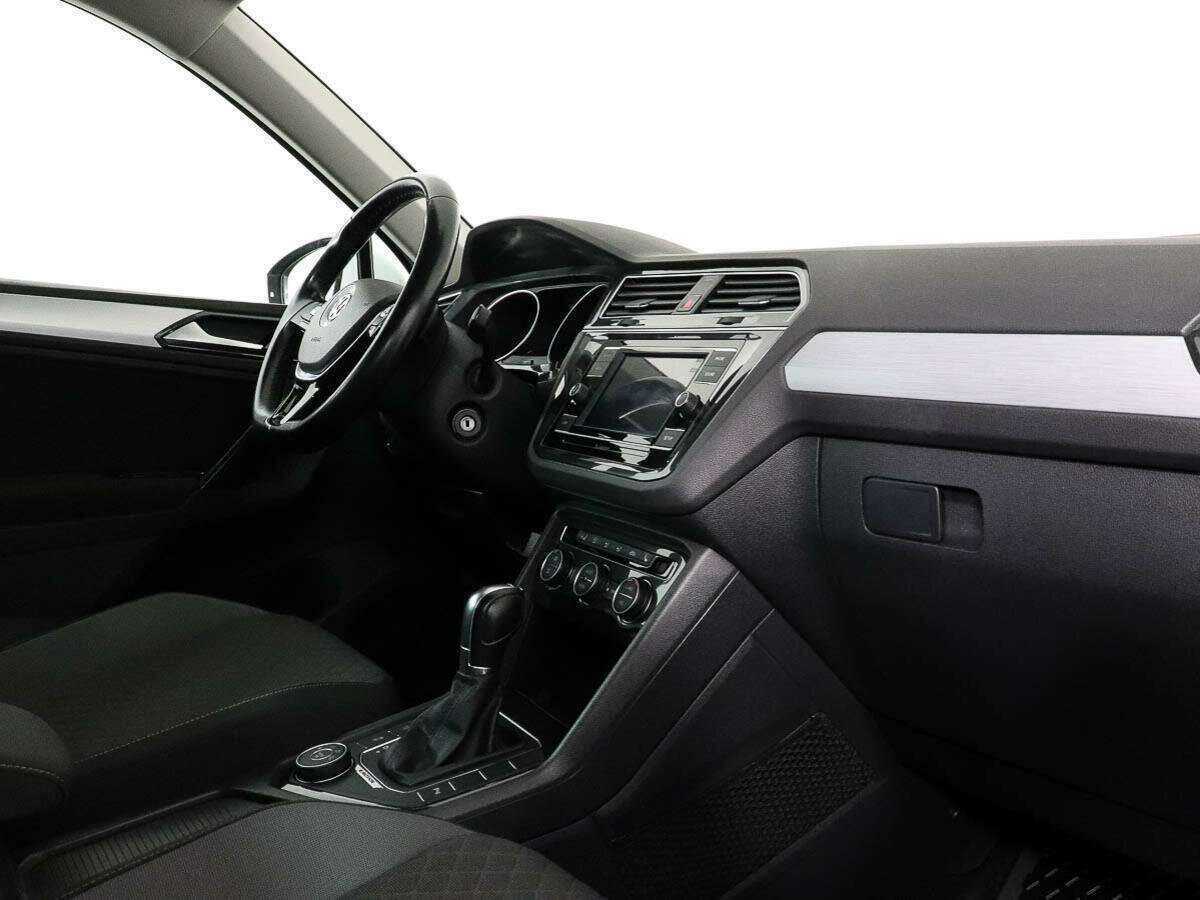 Купить Volkswagen Tiguan с пробегом. Фото: #6