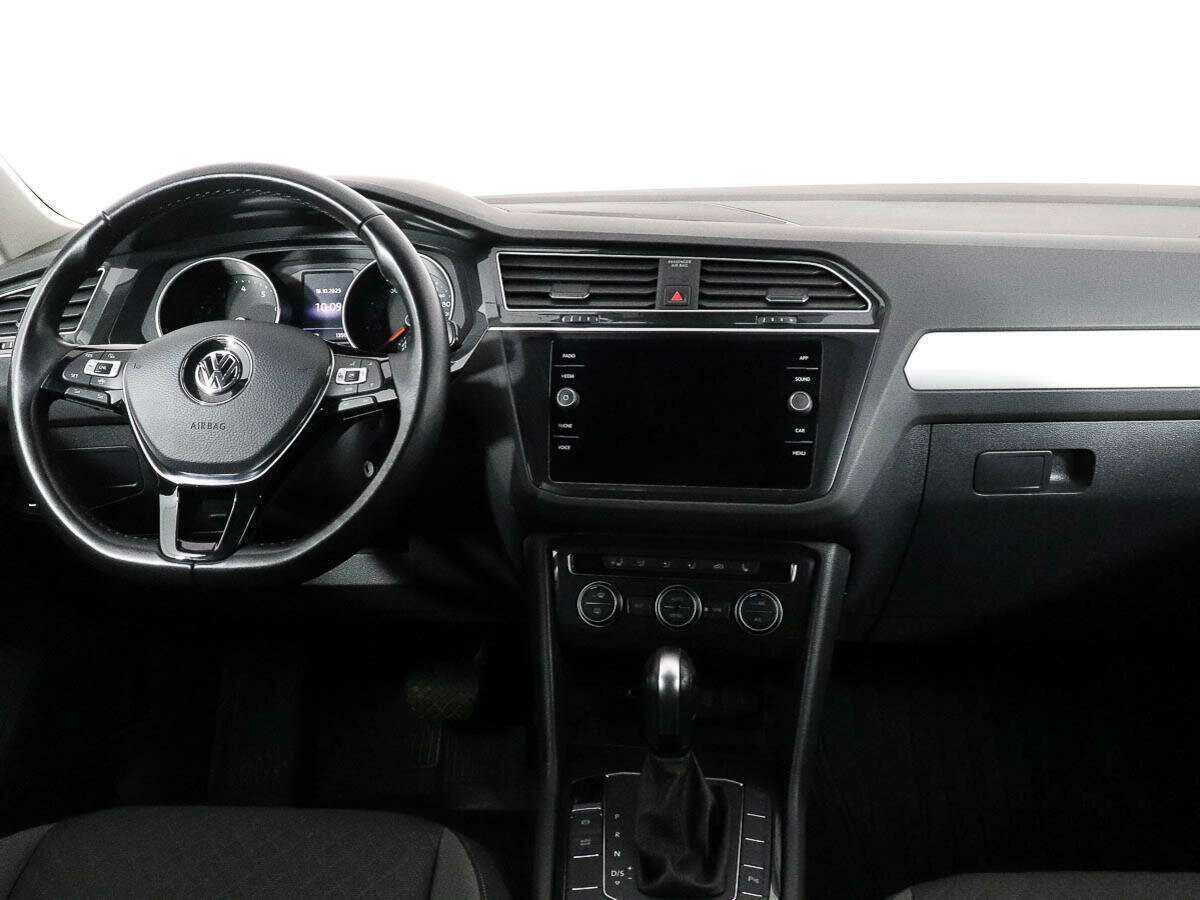 Купить Volkswagen Tiguan с пробегом. Фото: #6