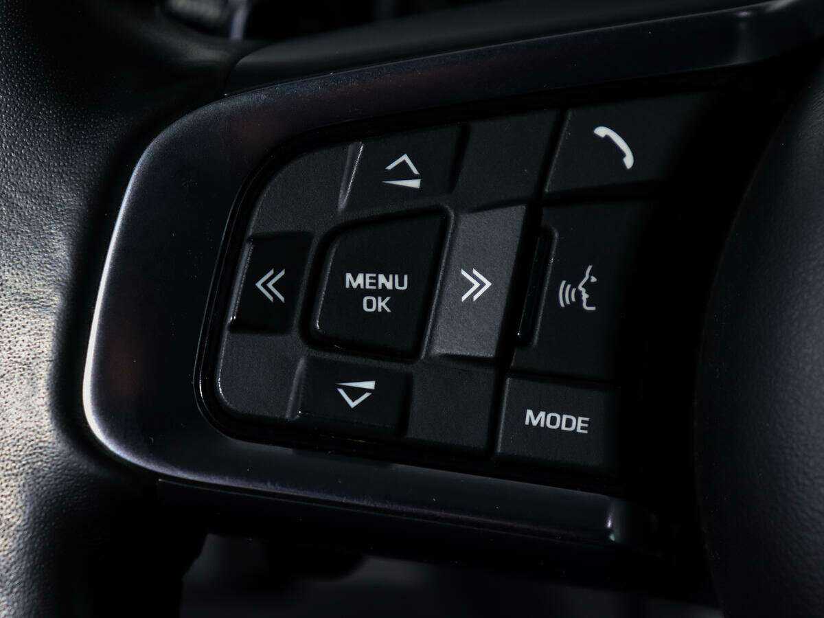 Купить Jaguar XF с пробегом. Фото: #19