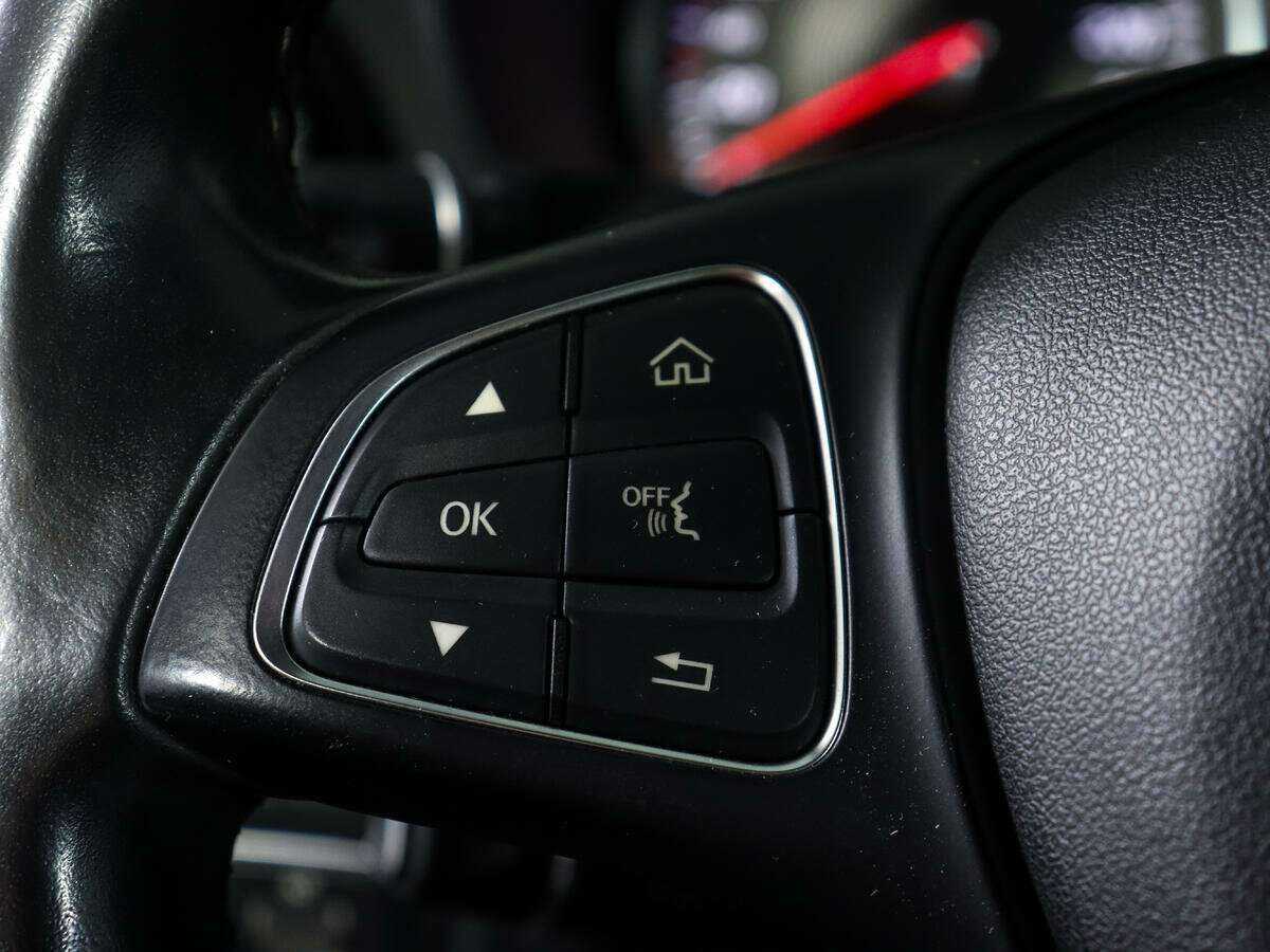 Купить Mercedes-Benz C-Класс с пробегом. Фото: #15