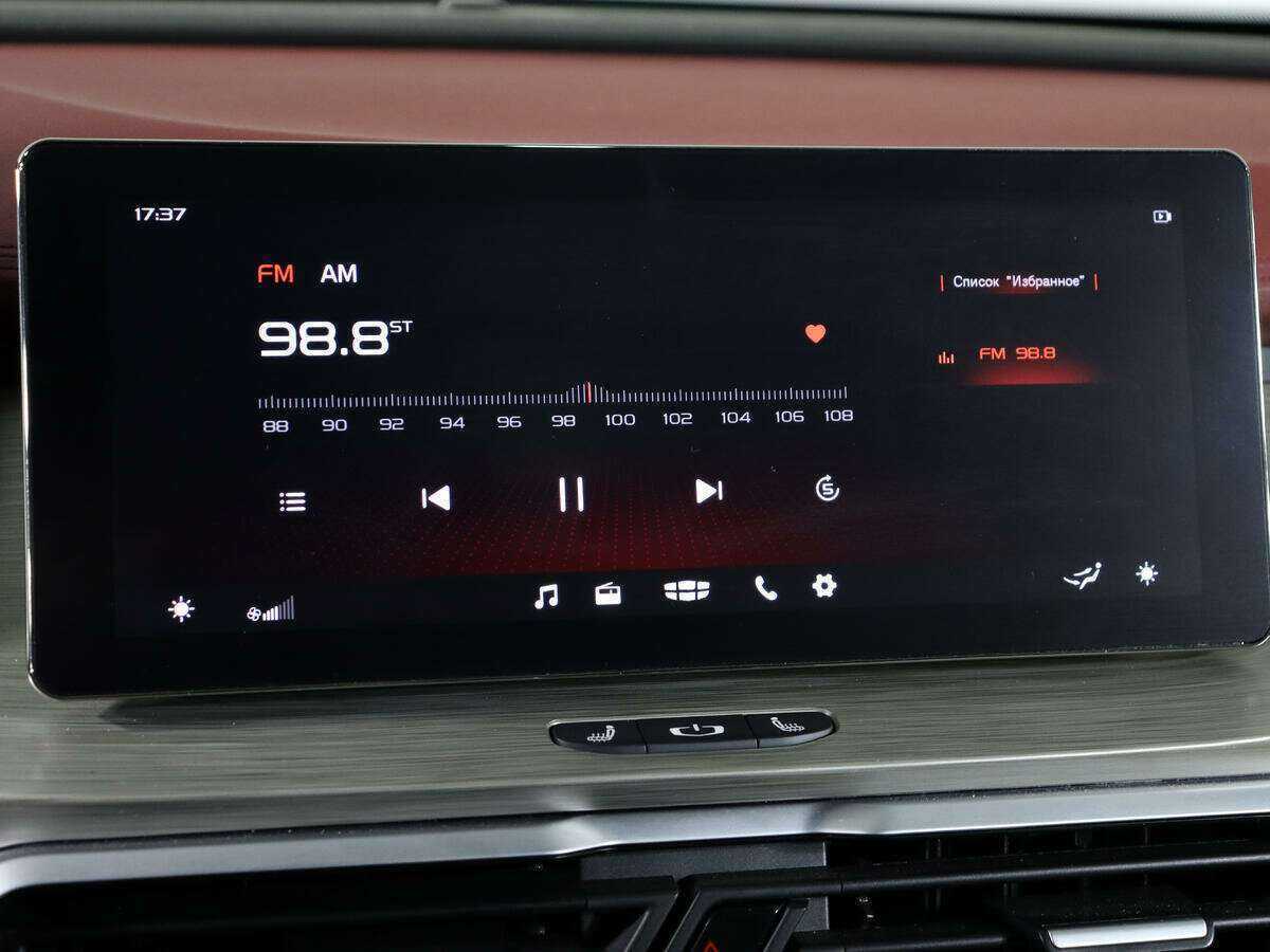 Купить Geely Coolray с пробегом. Фото: #23