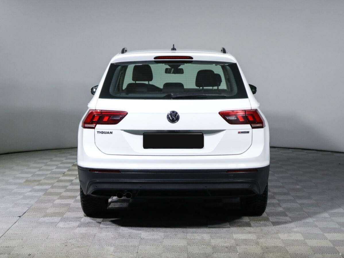 Купить Volkswagen Tiguan с пробегом. Фото: #4