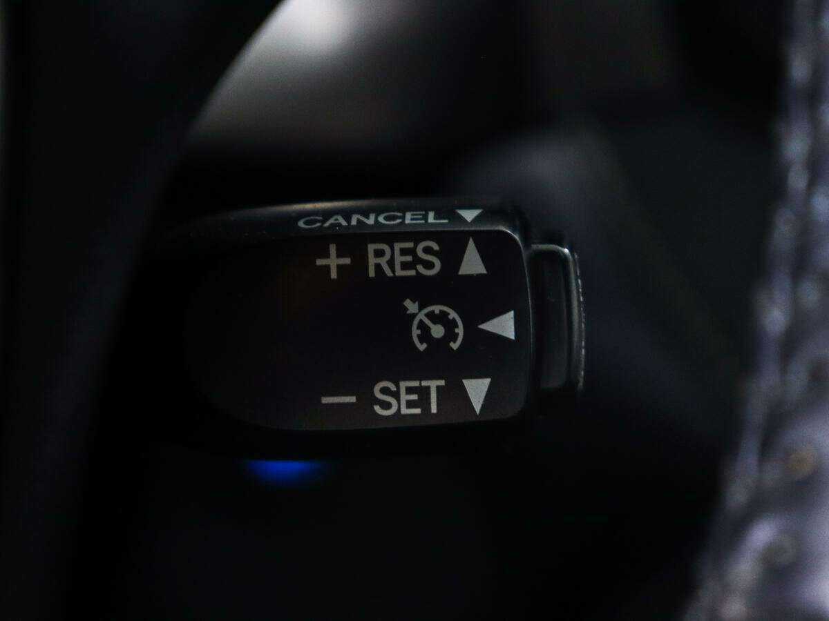 Купить Toyota RAV4 с пробегом. Фото: #18