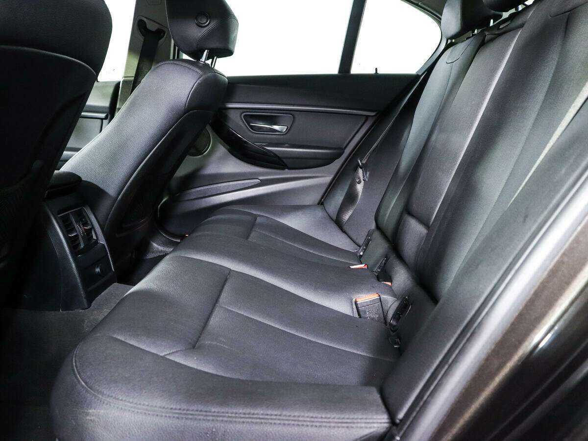 Купить BMW 3 серии с пробегом. Фото: #6